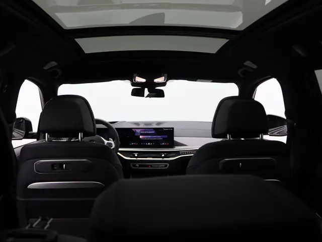 BMW X7 xDrive40i 2025 Benzine 11