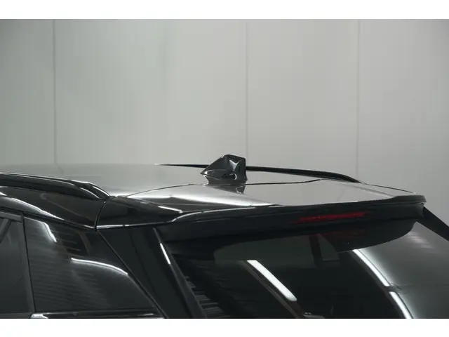 Peugeot 2008 PureTech 130 EAT8 GT 2024 Benzine 23