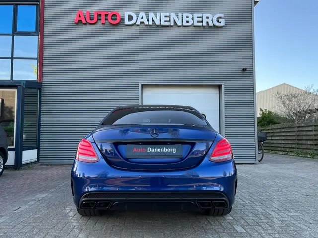 Mercedes-Benz C-Klasse 63 AMG 2017 Benzine 8