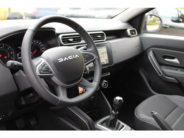 Dacia Duster TCe 130 Journey 2023 Benzine 15