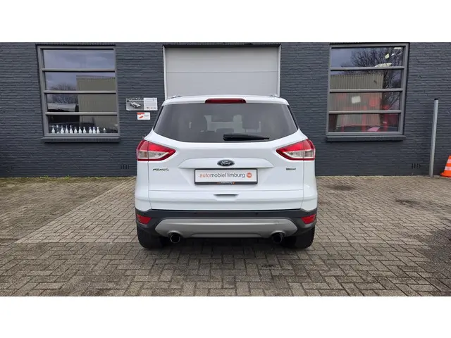 Ford Kuga 1.5 Trend 2016 Benzine 4