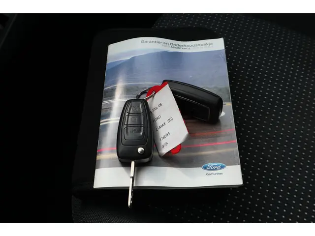 Ford C-MAX 1.0 Edition 2014 Benzine 6