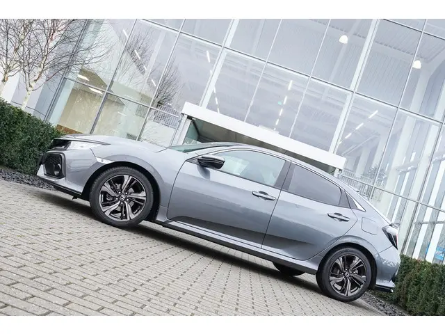 Honda Civic 1.0i VTEC ELEGANCE TURBO 2017 Benzine 12