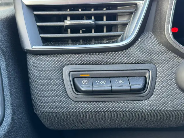 Renault Clio 1.0 TCe 90 GPF esprit Alpine 2024 Benzine 28