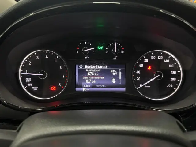 Opel Mokka X 1.4 Turbo 120 Jaar Edition 2019 Benzine 17