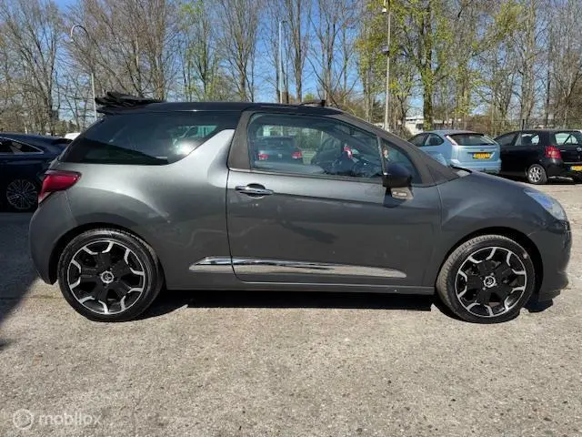 Citroën DS3 Cabrio 1.2 VTi Cabrio So Chic 2013 Benzine 4