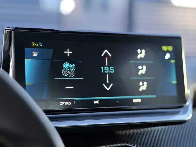 Peugeot e-2008 EV GT 50 kWh 2021 Elektrisch 16