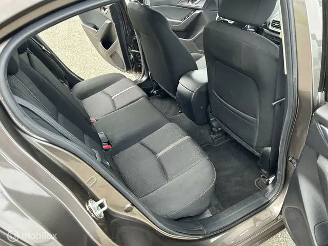 Mazda 3 2.0 SkyActiv-G 120 GT-M 2017 Benzine 11