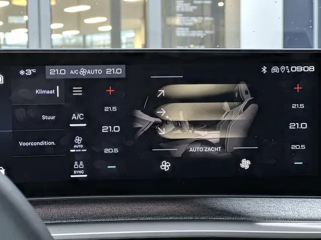 Peugeot e-3008 Allure 210pk 73 kWh 2024 Elektrisch 14