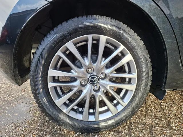 Mazda 2 1.5 Skyactiv-G Luxury 2021 Benzine 26