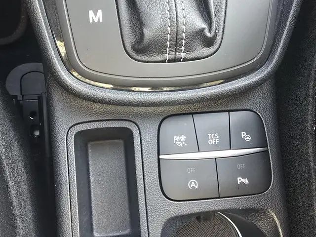 Ford Fiesta 1.0 EcoBoost Hybrid ST-Line X 2021 Benzine 29