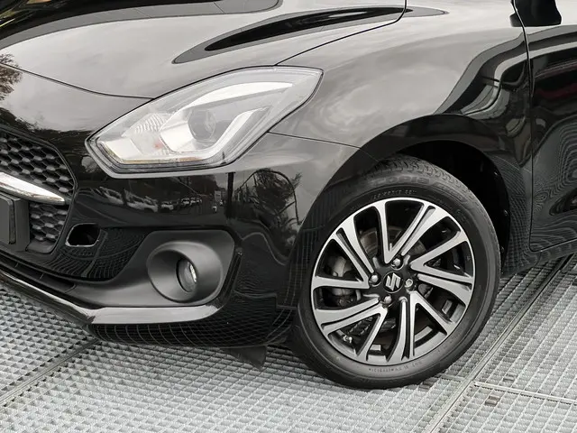 Suzuki Swift 1.2 Style Smart Hybrid 2022 Benzine 27