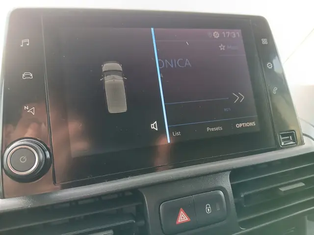 Peugeot Partner 1.5 BlueHDI Premium 2020 Diesel 20