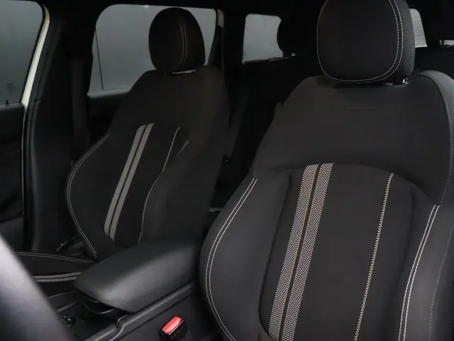 MINI Clubman Mini 1.5 One Business 2016 Benzine 29