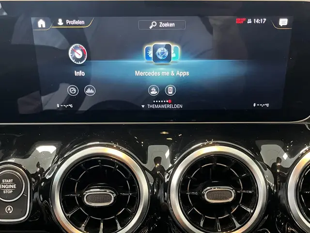 Mercedes-Benz B-Klasse 180 Launch Edition 2020 Benzine 75