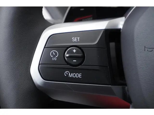 BMW 1 Serie 5-deurs 120 2025 Benzine 16