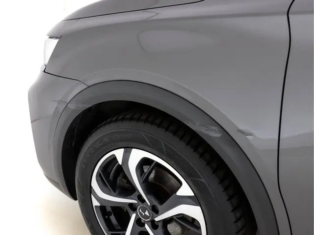 DS DS 7 Crossback 1.5 BlueHDI So Chic 2019 Diesel 32