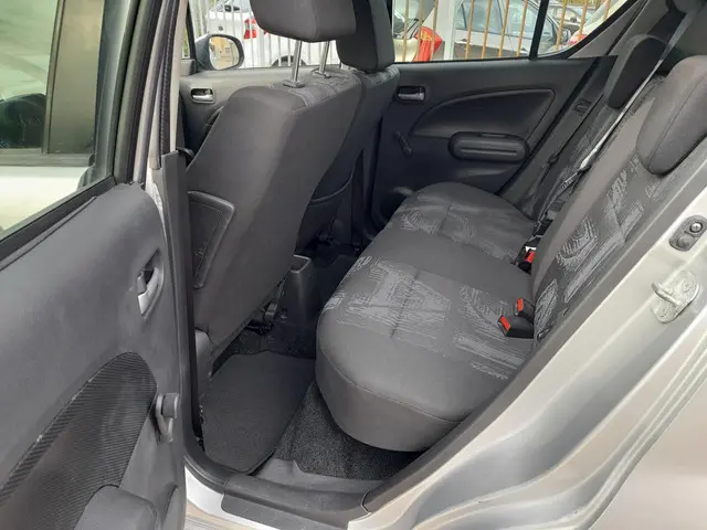 Opel Agila 1.0 Berlin 2013 Benzine 4