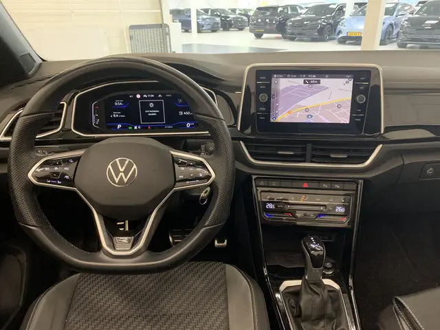 Volkswagen T-Roc Cabrio 1.5 TSI R-Line 2023 Benzine 10