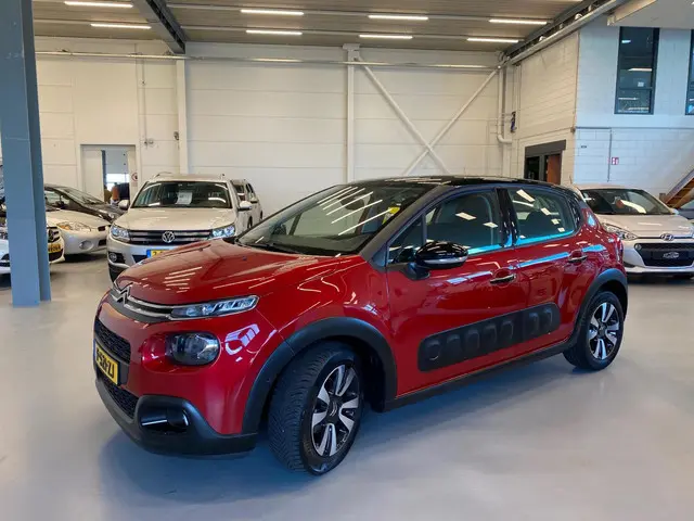 Citroën C3 1.2 PureTech S&S Shine 2018 Benzine 2