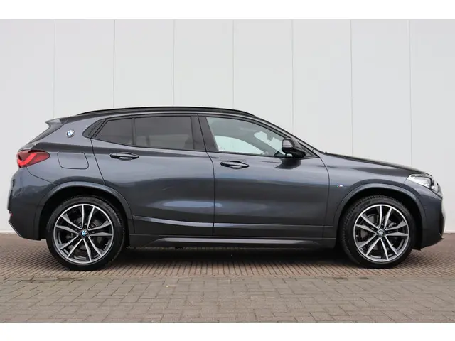 BMW X2 xDrive25e 2021 Hybride Benzine 4