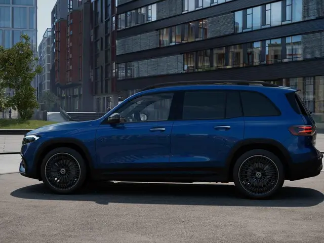 Mercedes-Benz EQB 250+ AMG Line 71 kWh 2026 Elektrisch 32