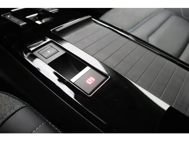 Citroën ë-C4 Shine 50 kWh 2021 Elektrisch 30