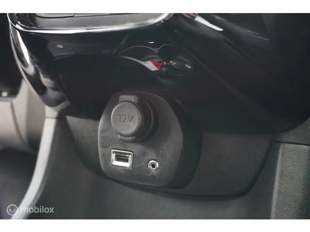 Peugeot 108 1.0 e-VTi Allure TOP! 2018 Benzine 36