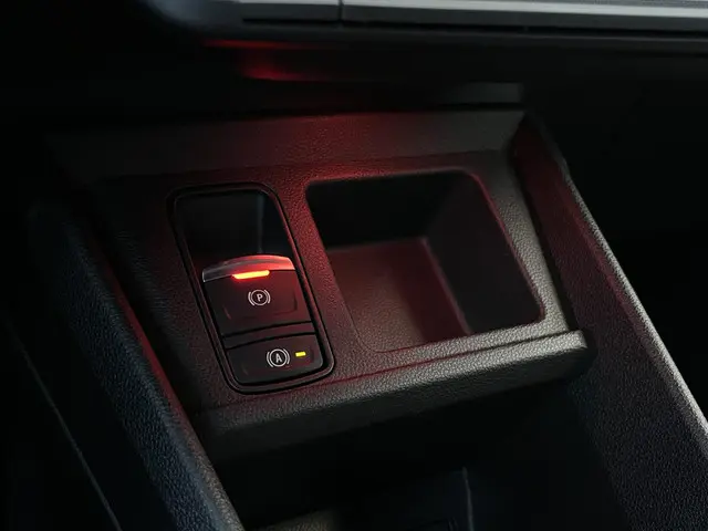 Renault 5 comfort range techno 52 kWh 2024 Elektrisch 26