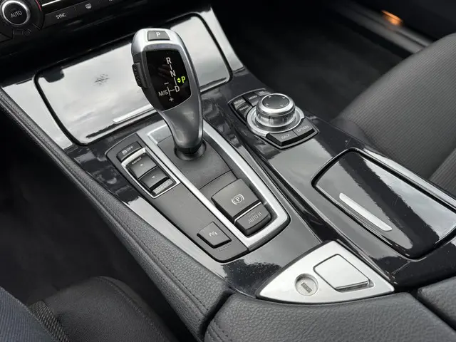 BMW 5 Serie 518d M-Sport 2015 Diesel 5