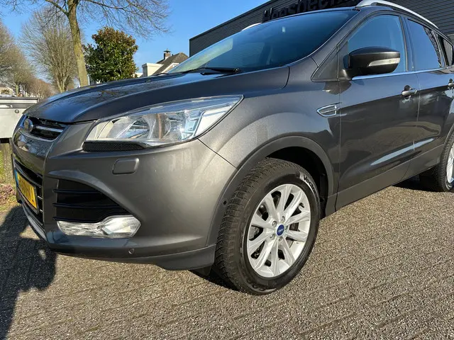 Ford Kuga 1.5 Titanium Plus 2014 Benzine 3