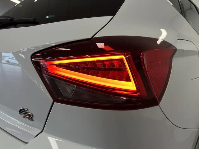 SEAT Ibiza 1.0 TSI FR Business Intense 2020 Benzine 35