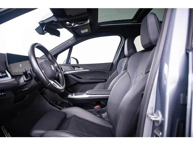 BMW 2 Serie Active Tourer 220i 2023 Benzine 4