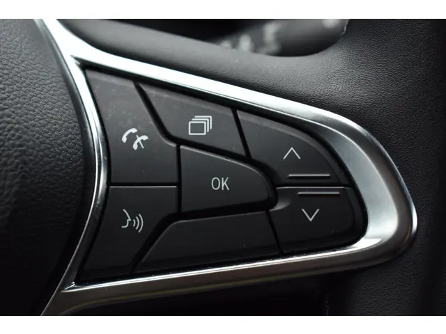 Renault Captur TCe 90 Intens 2022 Benzine 18