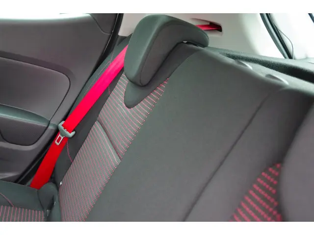 Renault Clio 1.6 R.S. /Uniek/Dealer onderhouden/ 2015 Benzine 32