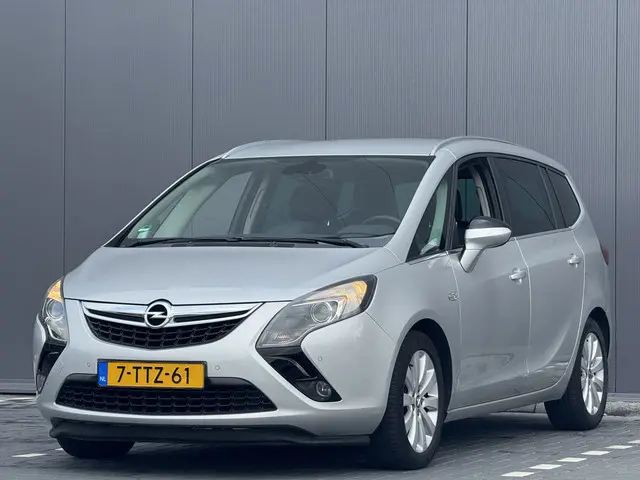 Opel Zafira Tourer 1.4 Design Edition 7p. 2014 Benzine 15