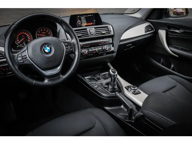 BMW 1 Serie 116i 2017 Benzine 6
