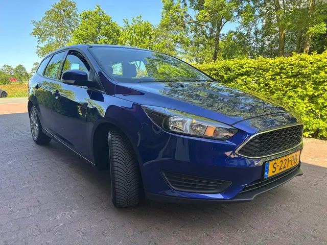 Ford Focus Wagon 1.0 Trend Edition 2015 Benzine 4