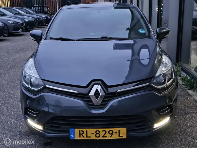 Renault Clio 1.2 TCe Zen Automaat 2018 Benzine 9