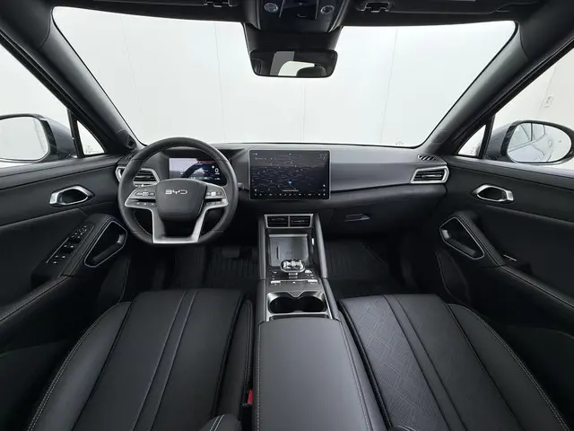 BYD ATTO 2 Boost 45 kWh 2024 Elektrisch 23