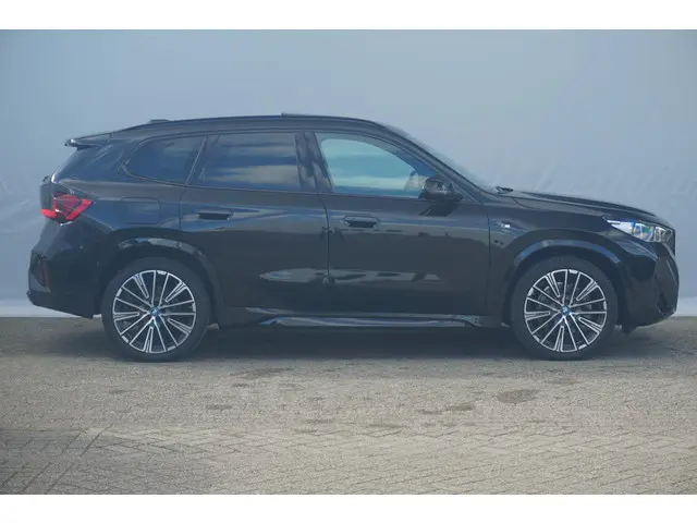 BMW X1 xDrive30e 2024 Hybride Benzine 5
