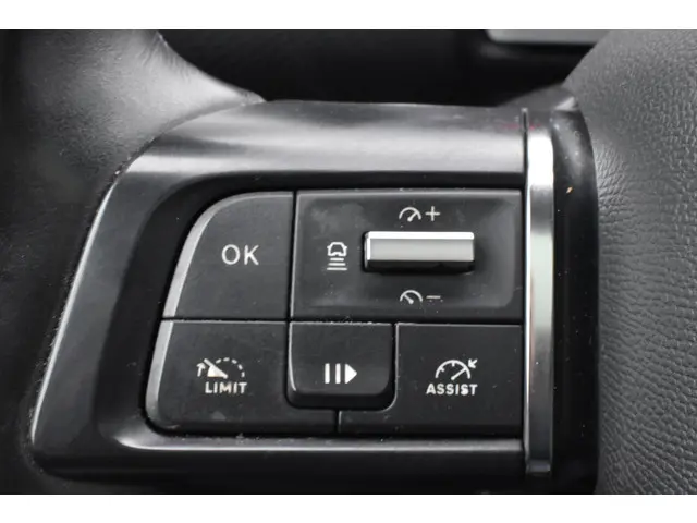 Citroën ë-C4 Shine 50 kWh 2021 Elektrisch 16