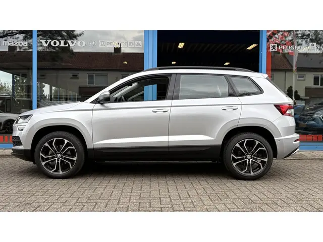 Škoda Karoq 1.5 TSI ACT Business Edition 2021 Benzine 2