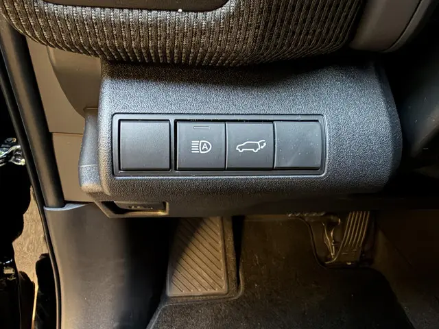 Toyota bZ4X Dynamic 71 kWh automaat 2025 Elektrisch 34