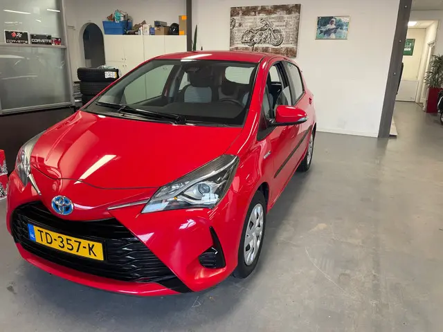 Toyota Yaris 1.5 Hybrid Design 2018 Hybride Benzine