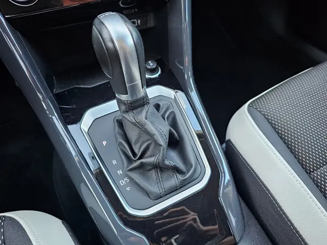 Volkswagen T-Roc 1.5 TSI Sport Business R 2019 Benzine 19