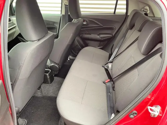 Suzuki Swift 1.2 Select Smart Hybrid 2025 Benzine 15