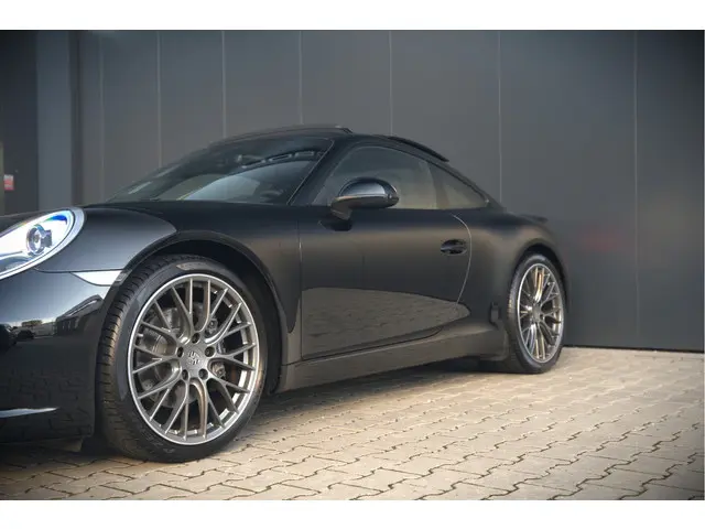 Porsche 911 3.0 Carrera 2018 Benzine 16
