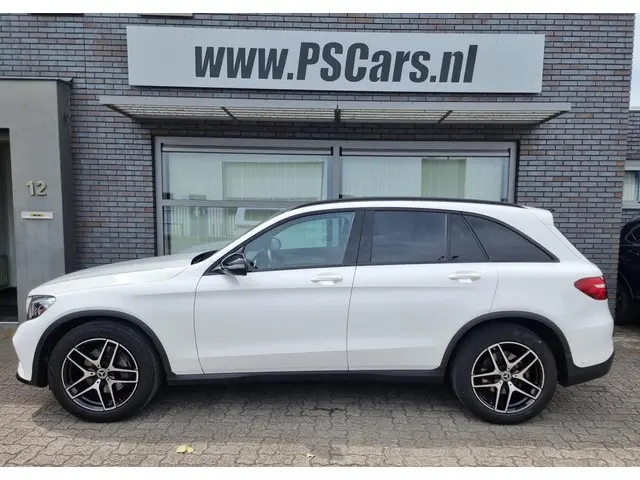 Mercedes-Benz GLC 250 4MATIC Prestige 2018 Benzine 3