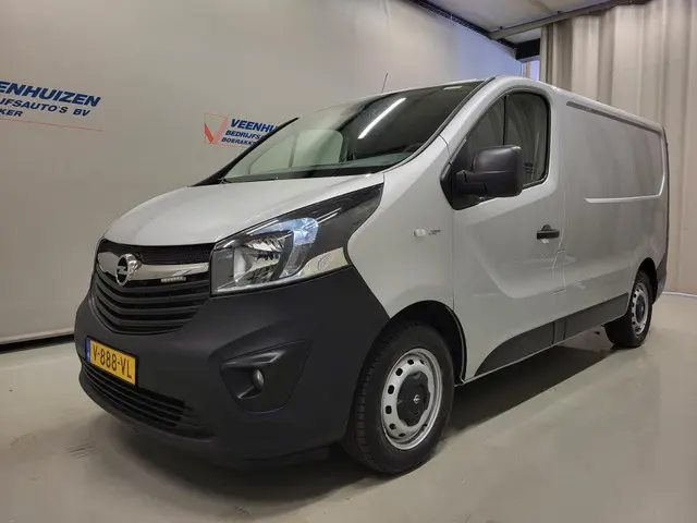 Opel Vivaro 2